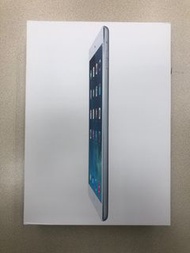 iPad 9.7 (2017) ( 5th generation) 32GB WiFi and cellular brand new