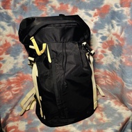 95% new head porter shati backpack rucksack black 黑色x白色帶有蓋索繩長型背囊 書包 背包 headporter