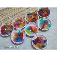 Various dop leaf beads