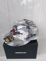 TOPI BORDIR CICAGO BLLUS MERAH CAMO PUTIH SNAPBACK