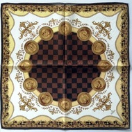 Fendi 古董絲巾 十二生肖獎章與巴洛克緹花 20 x 19.5 英吋