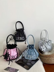 Merge A Day Bag Mini Glitter Tote กระเป๋าสะพายไหล่ Black