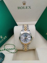 28mm 全新現貨 279173-0003 Oyster Perpetual Lady-Datejust腕錶黃金及蠔式鋼款，搭配鑲鑽銀色錶面及紀念型（Jubilee）錶帶。