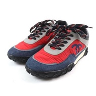 香奈兒 (CHANEL) G34086 女款運動鞋，鞋型極佳，飾有品牌標誌和可可·香奈兒 (Coco) 標誌，麂皮材質，繫帶低幫，多色，尺碼 35，意大利製造。