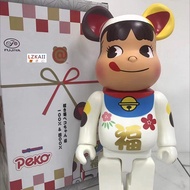 Bearbrick × Fujiya - Peko Lucky Cat 福 400% 28 cm Action Figures # Toys # Collections # Gift