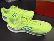 New Balance Fresh Foam X 1080v13 螢光綠跑鞋