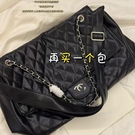 2026 new Airport Travel Genuine Leather All-Match Handbag Fashion Classic Crossbody Bag High-End Fee