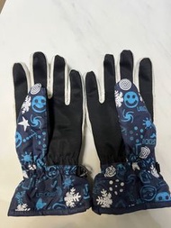 二手兒童滑雪手套，購自韓國