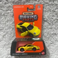 Matchbox Moving Parts 2020 Porsche 911 Carrera 4S