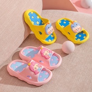 COD Children's shoes ใหม่รองเท้าแตะเด็กทารกฤดูร้อนหญิงและชายห้องน้ำบ้านลื่นด้านล่างนุ่มรองเท้าแตะเด็กการ์ตูน