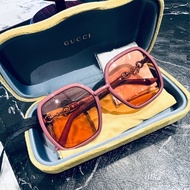 全新Gucci 藕粉色墨鏡 （配芥末黃眼鏡盒）sunglasses new in case vintage mauve