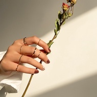 Set of 7 Noire rings