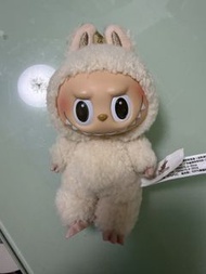 Labubu 毛絨公仔