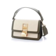 Atreasurebox - Layer S 👜💓