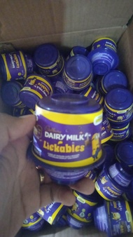 cadbury lickable/coklat isi mainan 11gr