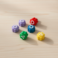 A family-friendly primary school toy set featuring a nostalgic stone-grabbing game for couples.  Set