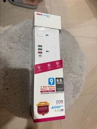 Rock Smart 9孔插座 PD3.0 QC3.0