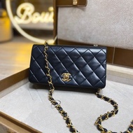 CHANEL vintage mini coco 翻蓋金鍊19cm 古董包