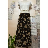 A-form long Japanese midi skirt, black and brown flowers, size m, waist 68