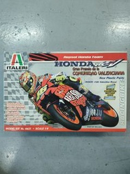 Italeri 1/9 Honda RC211V Repsol Valencia World Champion MotoGP 2003