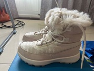 Columbia防水雪靴米白、女鞋