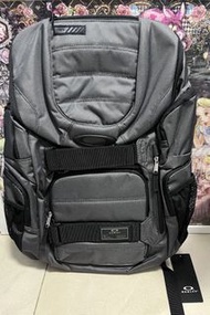 Oakley Enduro 30L 2.0 灰色背包