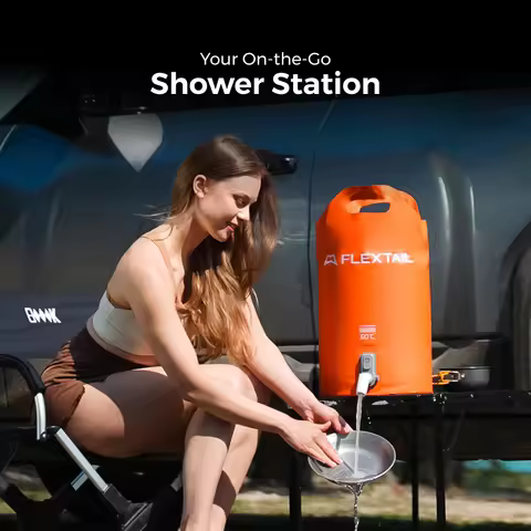 FLEXTAIL TINY SHOWER BUCKET/BAG - 20L Outdoor Water Reservoir with Built-in Pump, Automatic Dispensi