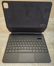 ipad pro 13吋 keyboard