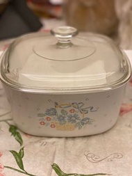 Corning ware pots- 23cm across