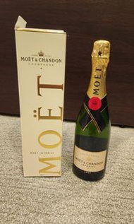 Moet and Chandon champagne Imperial