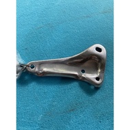 C70 EXHAUST MOUNT