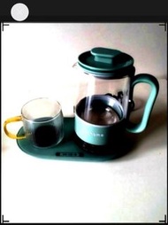 早買早養生   日本 Yohome YH-002 快煮恆溫元氣養生壺 一機多用途 大肚媽媽 坐月 紅棗水 炒米茶 補身必備 附有茶濾格和玻璃燉盅 滿足不同需要 可煲水 煲咖啡 奶茶 花茶 檸檬茶  檸