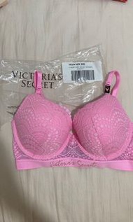 Victoria’s Secret t shirt push up bra 32D
