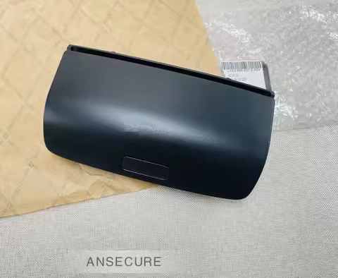 Black Sunglasses Box Sun Glasses Case Spectacles Holder For VW Tiguan Golf MK5 MK6 Passat B7 CC Skod