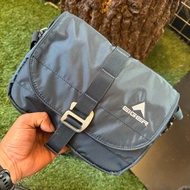 EIGER TP.HZL COMP DESCENT TRAVEL POUCH SLING BAG