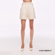 VICKTEERUT (ราคาปกติ 6580 -.) Pleated Shorts with Belt Detail กางเกงขาสั้น จีบหน้า ตกแต่งเข็มขัด