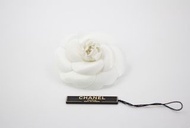 Chanel Vintage 81-85 白色絲綢山茶花胸針