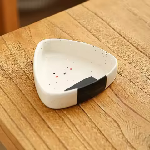 Lovely Sesame Dots Ceramic Disc Triangle Rice Ball Flavor Dish Simplicity Household Creative Hot Pot