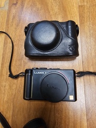 (數十年唔知價，自出合理價高者得)  Panasonic"DMC-LX3"數碼相機1部