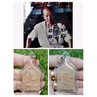 阿赞摩纳 
坤平名师



名称: PHRA KHUN PAEN 

师傅: ARCHAN MONAK

庙名: WAT SAMNAK SONG 

佛历: 2544