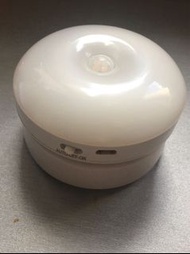 (原價$149) 98%新 充電式 LED 自動感應 夜光燈 micro USB rechargeable automatic detectable night light