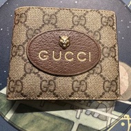 Gucci 老虎頭銀包