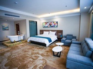 Yilong Ruiyun Hotel (Dali Xiangyun Bell and Drum Tower)