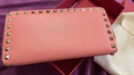 粉紅Valentino長銀包Valentino Garavani Rockstud Zip Around Wallet