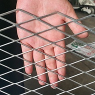 ตะแกรงเหล็กฉีก XS-34 XS-35 ตา30x15mm ขนาด1.2x2.4m ตะแกรงเหล็ก ตาข่ายเหล็ก Expanded Metal