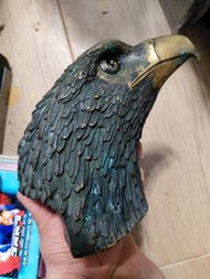 乾隆年制 青銅鷹頭雕像