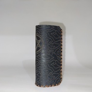 Sleeve Thelema Print Solo Kulit Sintetis
