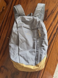 Quechua NH100 10公升行山 休閒背包 迪卡儂（Decathlon）