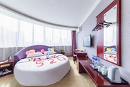 Junyi Chain Hotel (Hohhot Runyu Home Furnishings Store)