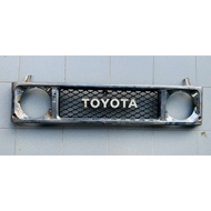 Grill complete emblem toyota, toyota land cruiser BJ70/71/73/74. Original japan